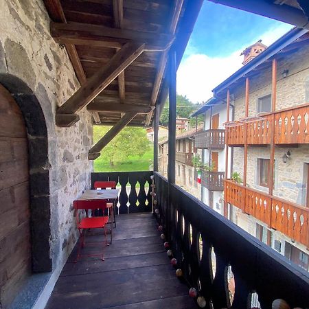 Casa Vacanze Di Arlecchino San Giovanni Bianco Kültér fotó